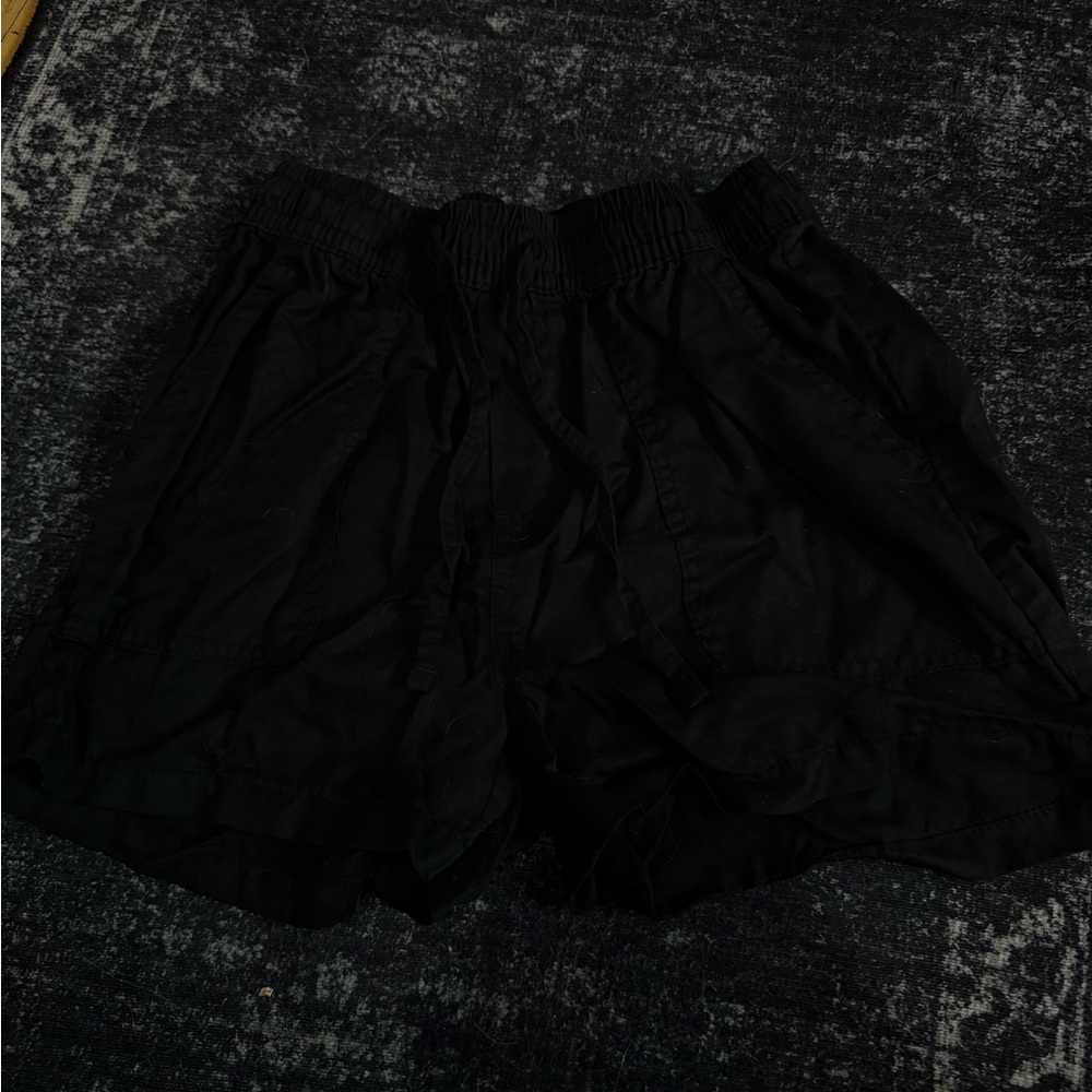 Black Women's Elastic-Waist Casual Shorts